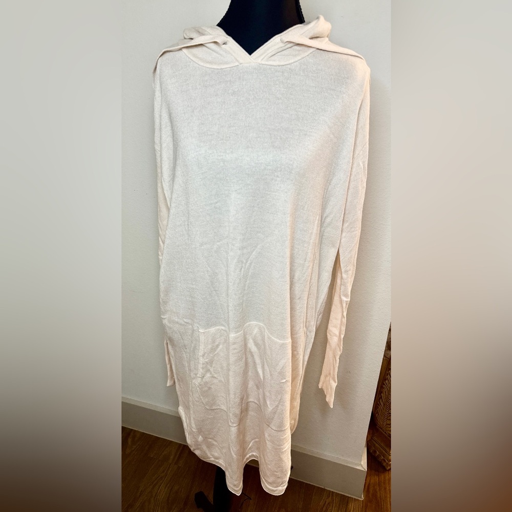 Lemon Women's Cream Long Sleeve Pullover Sweater Dress